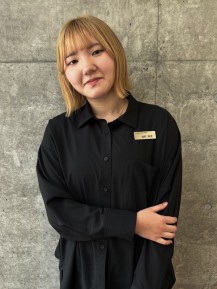 情野 絢愛